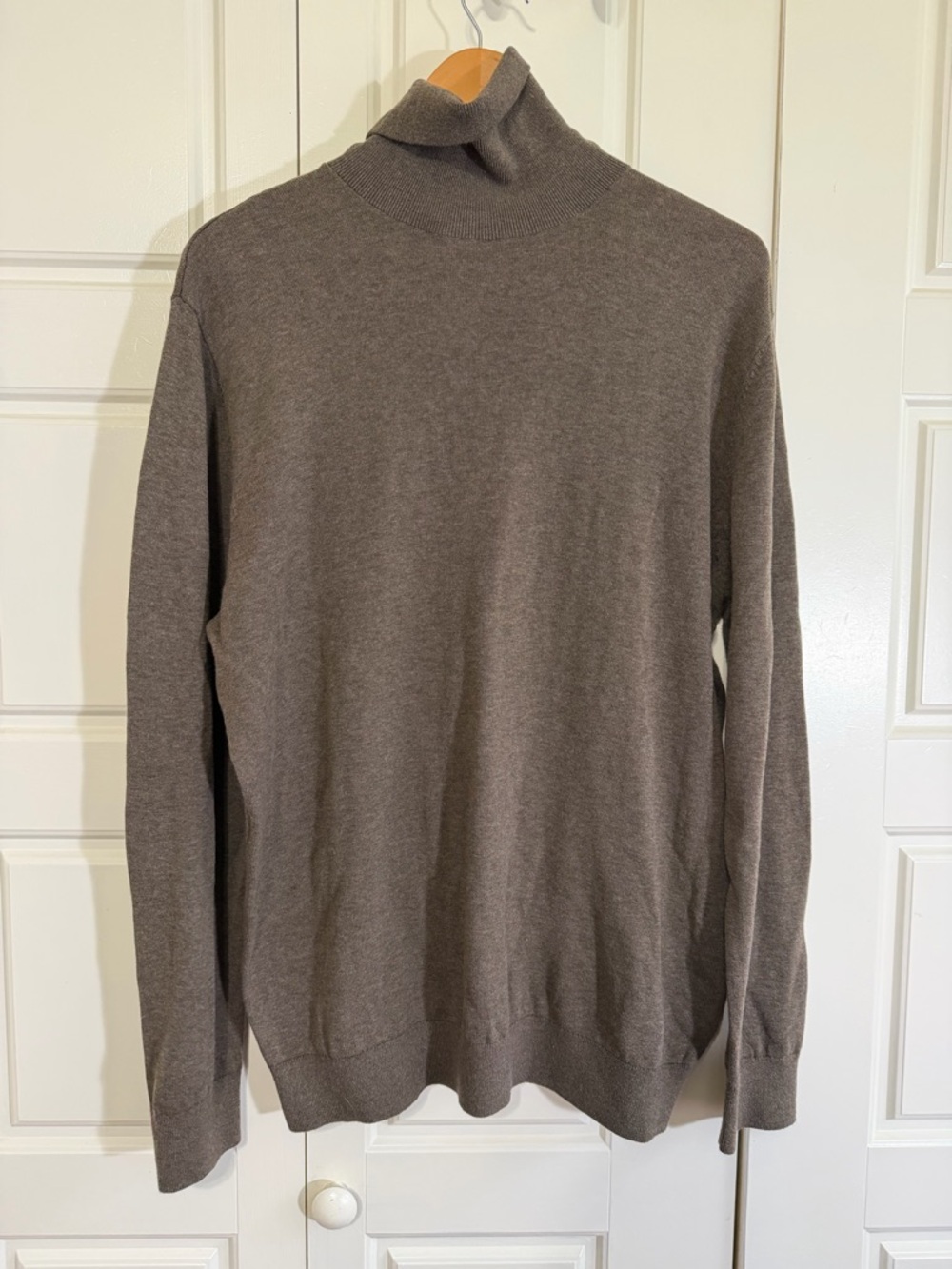 H&M heathered brown Turtleneck Sweater